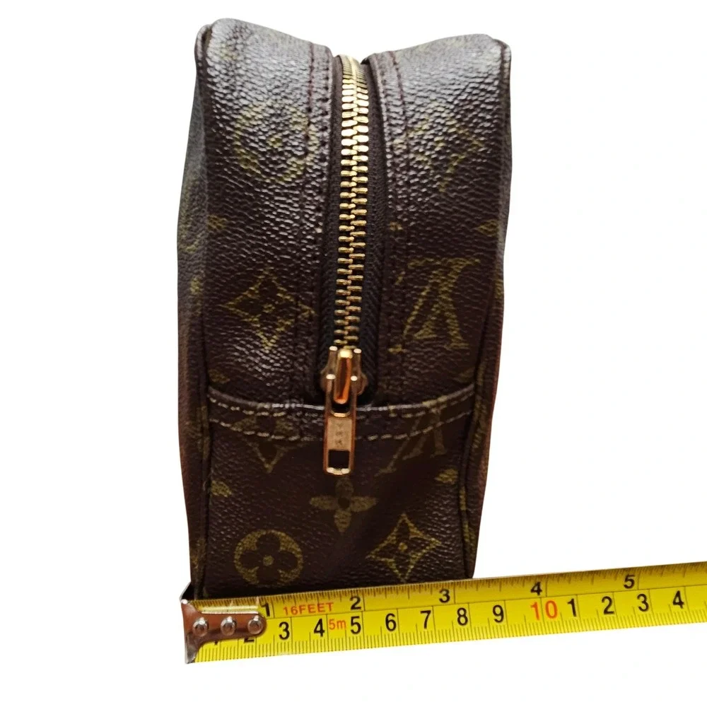 Authentic Louis Vuitton Trousse Toilette 28 Monogram Cosmetic Travel Pouch Bag